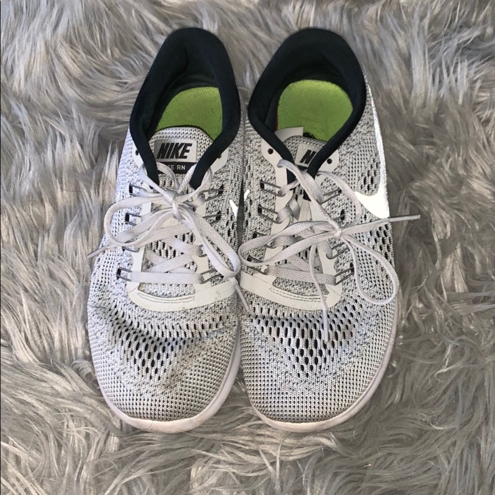 Nike Free Runs